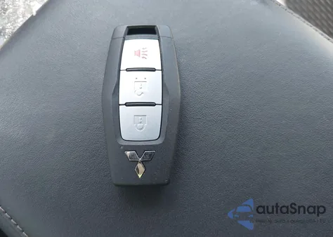 2025 Mitsubishi Outlander Es 2.5 S-Awc from USA, damaged, VIN JA4J4UA81SZ024661